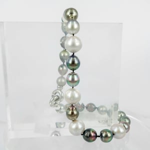 Image of Tahitian and South Sea Pearl Necklace. CP1166