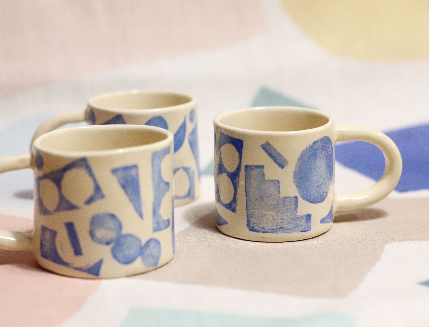 Image of BLUE SHAPES CLASSIC MUG