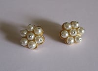 Image 4 of Kate Middleton Princess of Wales Duchess of Cambridge Inspired Replikate Gold Pearl Cluster Earrings