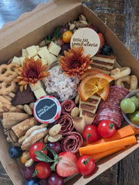 Image 4 of 9" Snackuterie Board