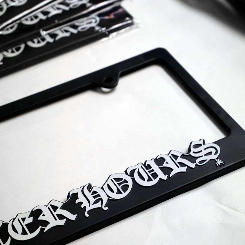 Plate Frame - Spider Spun