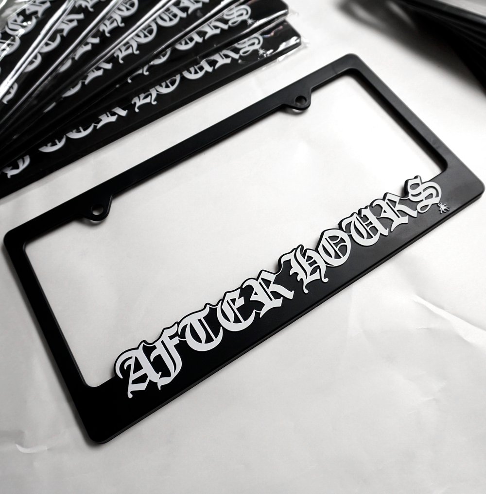 Plate Frame - Spider Spun