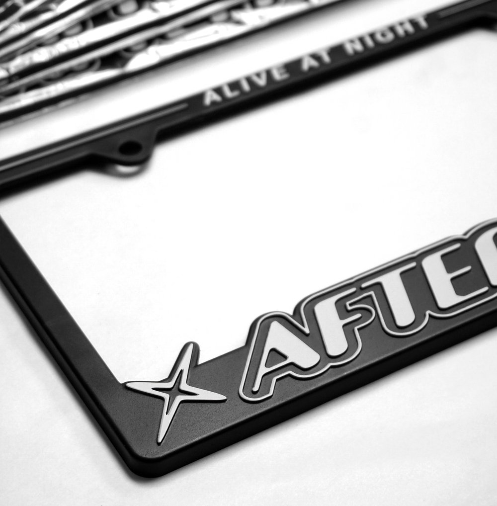 Plate Frame - Alive At Night