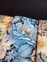 Image 3 of Cuadernos grapados William Morris design by Silvia Camilleri