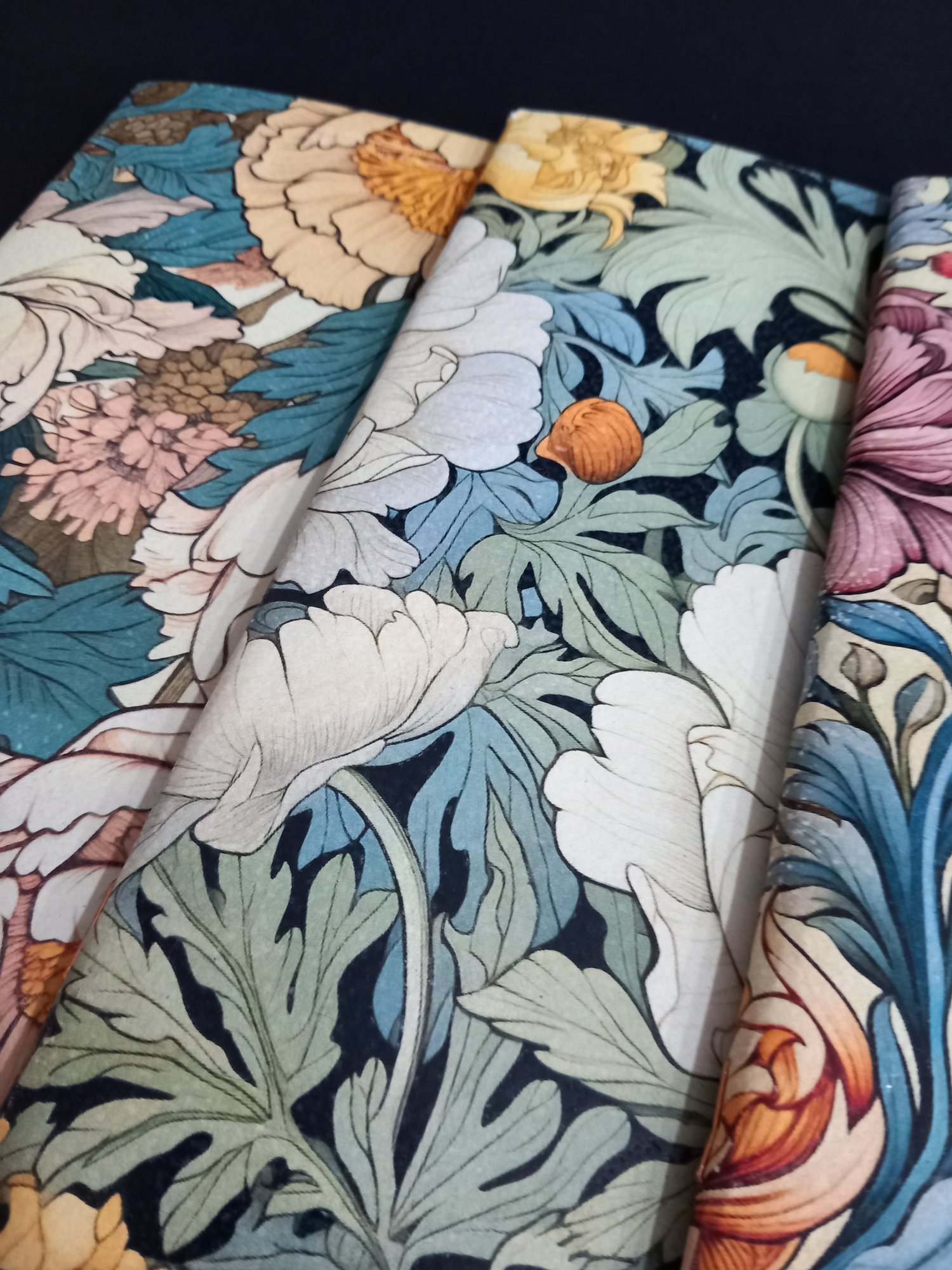 Image of Cuadernos grapados William Morris II design by Silvia Camilleri