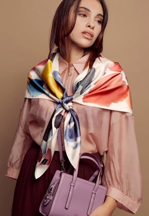 Image of PAÑUELO LIENZO. 100% SEDA..