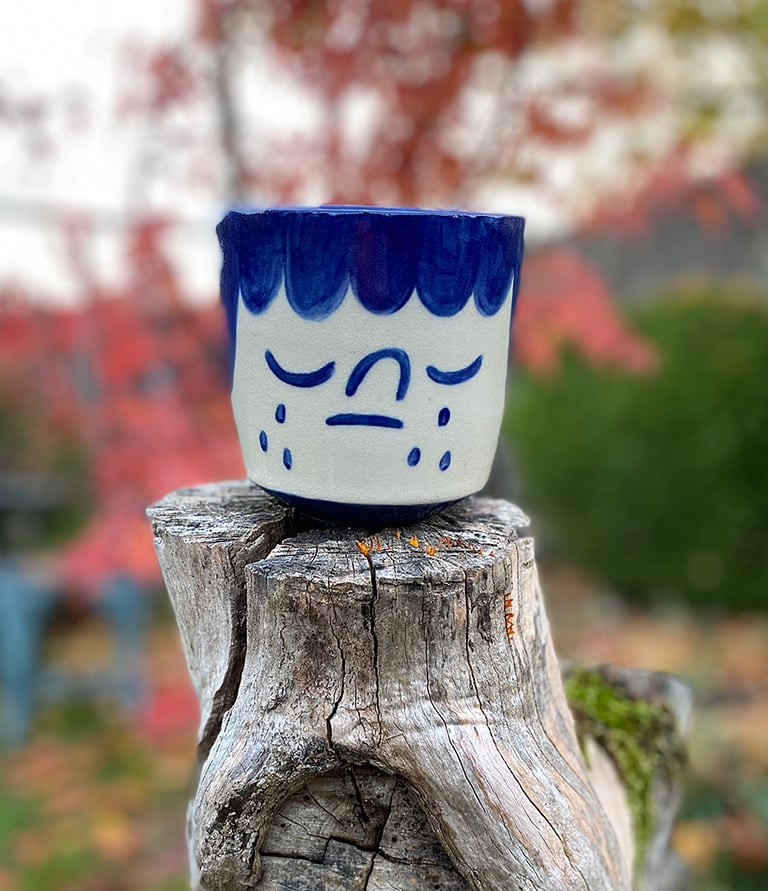 BLUE CUP CERAMIC SNACK BOWL Image 2