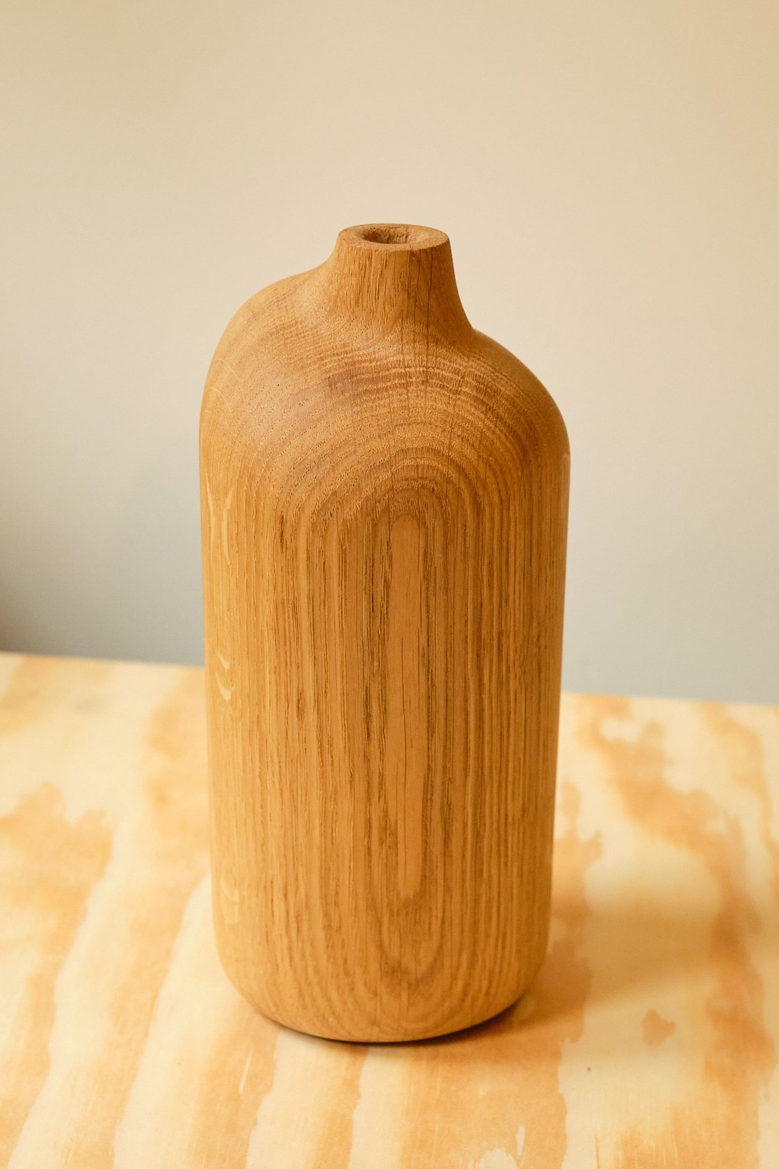Image of Large Oak Bud Vase - BV002