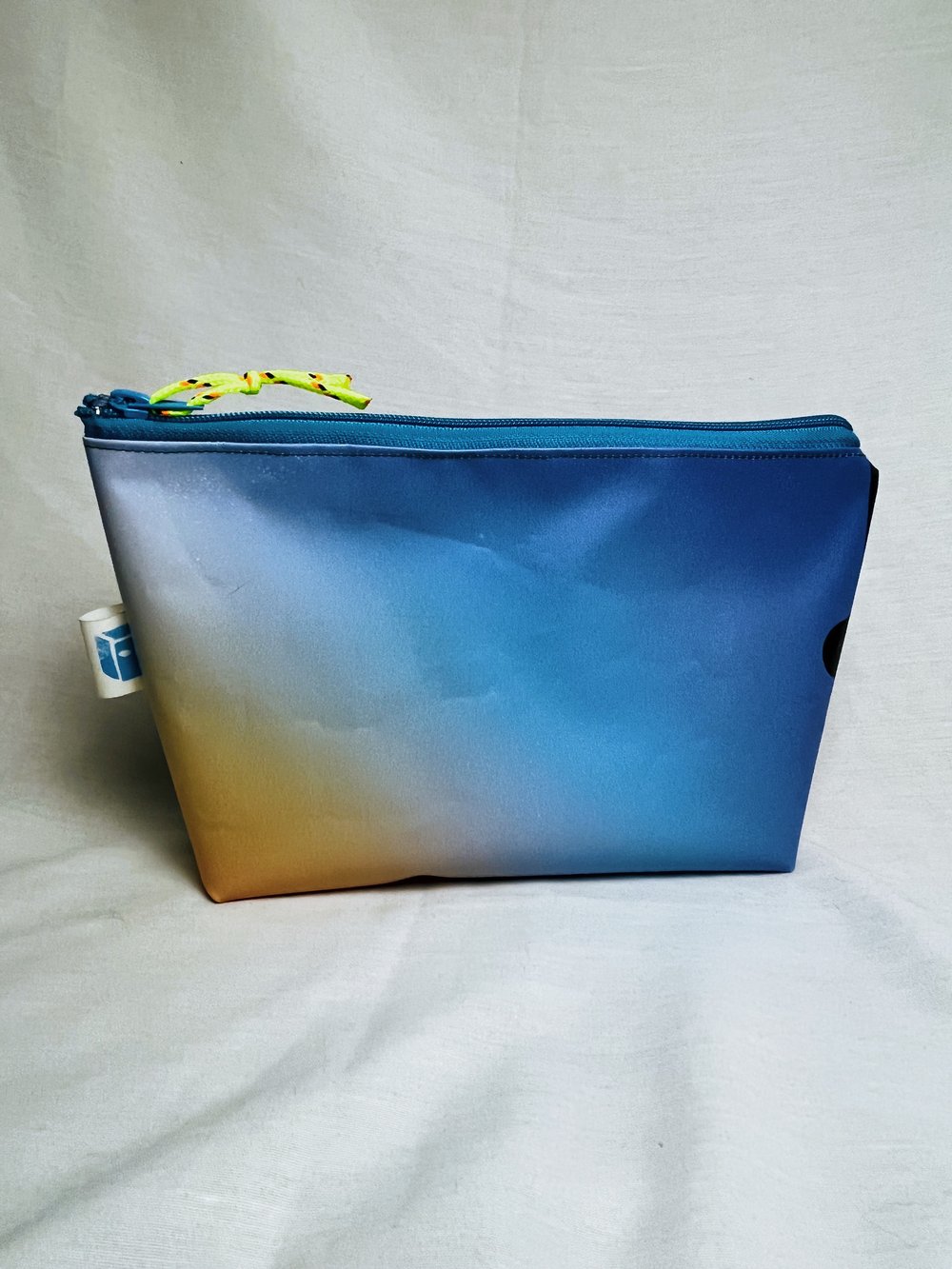 Image of COSMETIC BAG 02