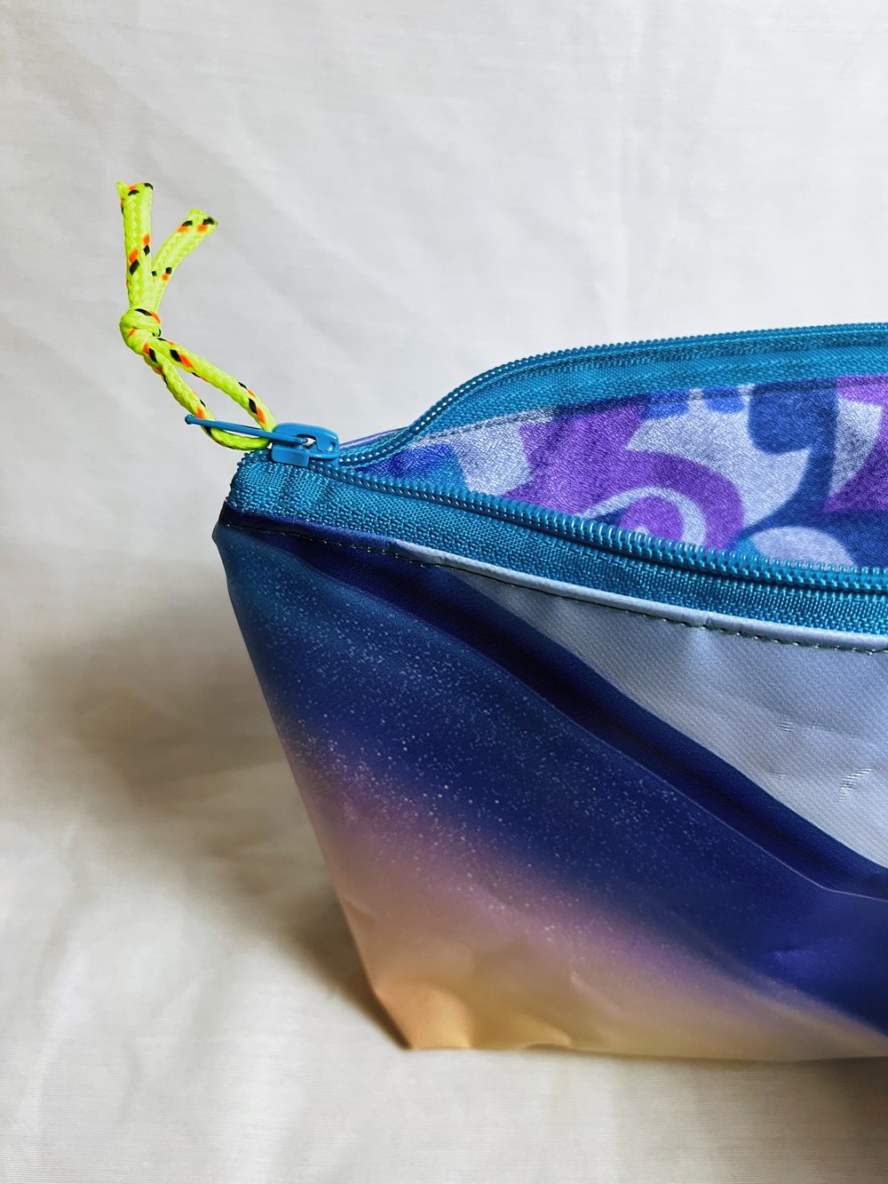 Image of COSMETIC BAG 02