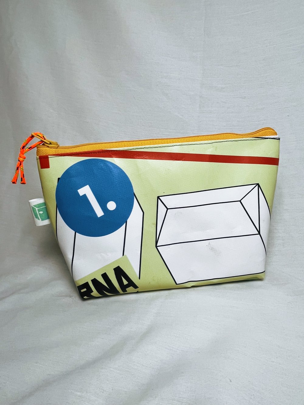 Image of COSMETIC BAG 03