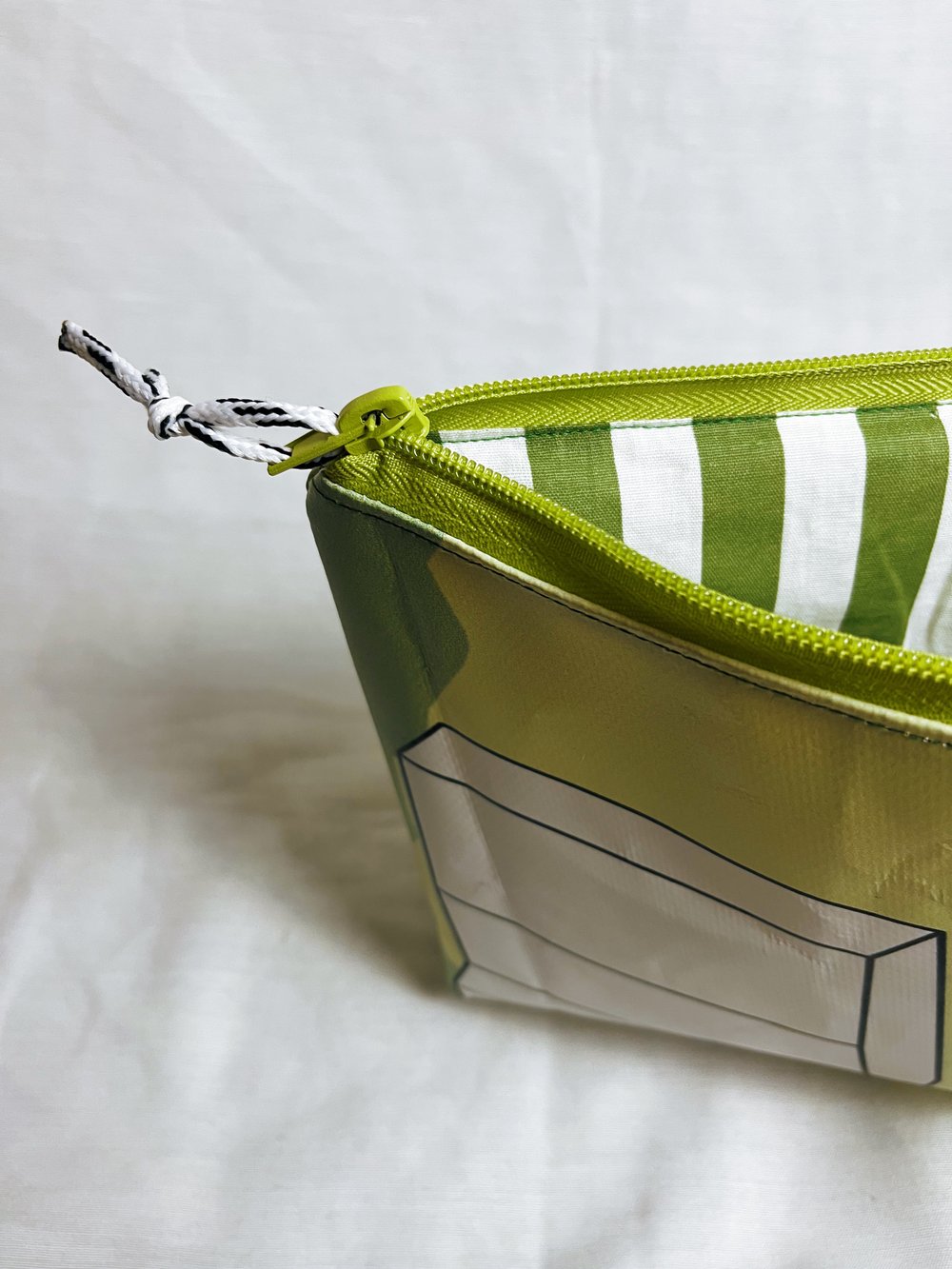 Image of COSMETIC BAG 07