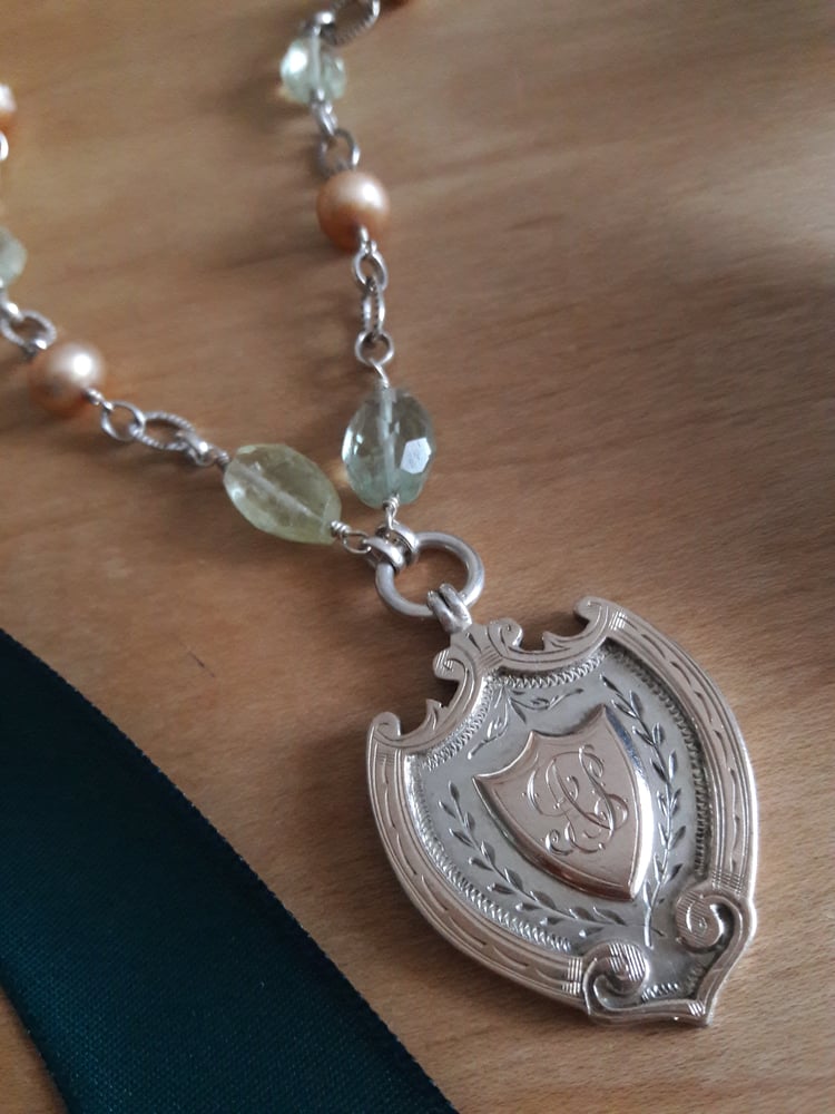 Image of 7JA Two-Tone Fob with Green Aquamarines