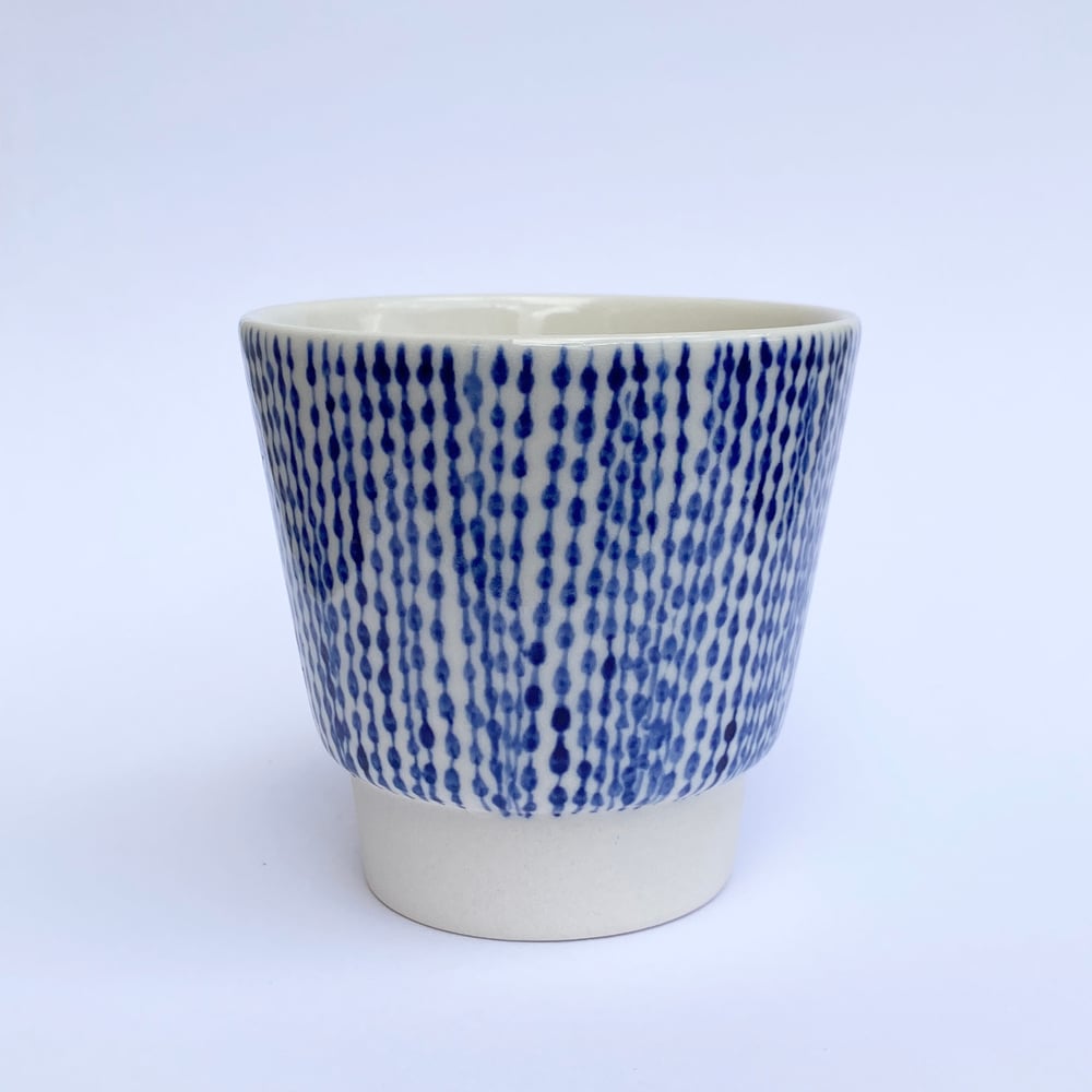 Image of Extra Blue Cup 2