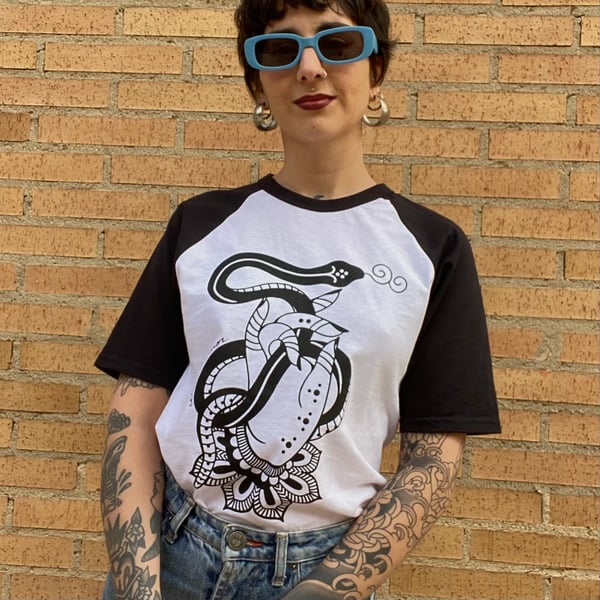 Image of Camiseta “Mudra”