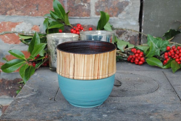 Image of Birch end-grain cup III - Tasse en bouleau III