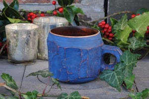 Image of Blue birch handled end-grain cup - Tasse en bouleau avec anse