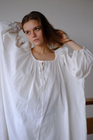 Image of AMANDA White Linen Dres