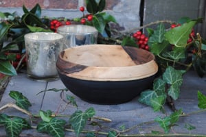 Image of Black walnut bowl - bol en noyer noir