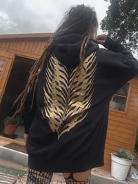 Image 1 of Gold SYMMETRY 