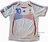Image 3 of France 2006 away shirt ZIDANE