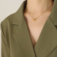 Image 3 of circle necklace 环扣项链