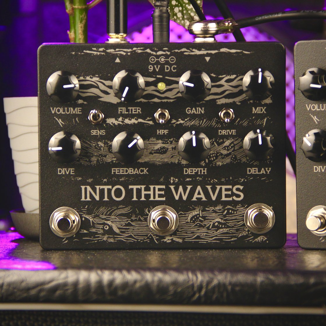 Image of Into The Waves Black