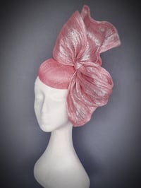 Image 3 of 'Belle' in Petal pink and silver
