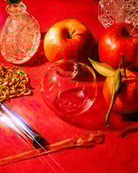 Image 3 of Manzana de Cristal