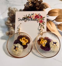 Image 3 of Pressed Pansy Clusters on Capiz Shells