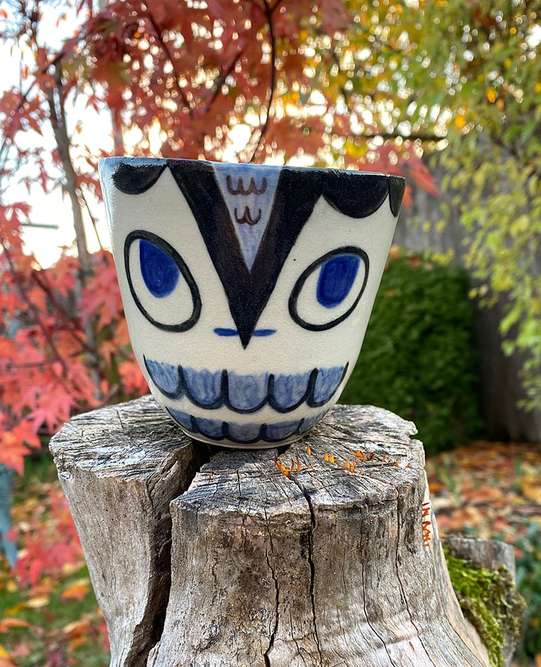 OWL CERAMIC CUP BLACK & BLUE Image 2
