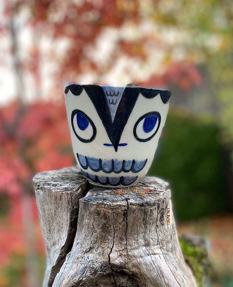 OWL CERAMIC CUP BLACK & BLUE Image 3