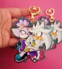 Image 2 of Silvaze - Fanart Keyring