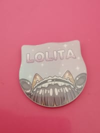 Image 5 of Kitty Fashion Badges!