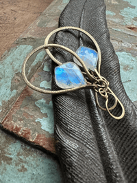 Image 2 of Moonstone brass earrings n8