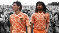 Image 4 of Netherlands 1988 shirt
