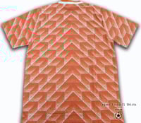 Image 2 of Netherlands 1988 shirt