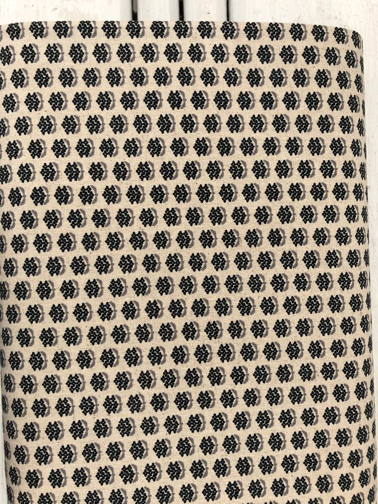 Image of BLACK/GREY Fabric 36