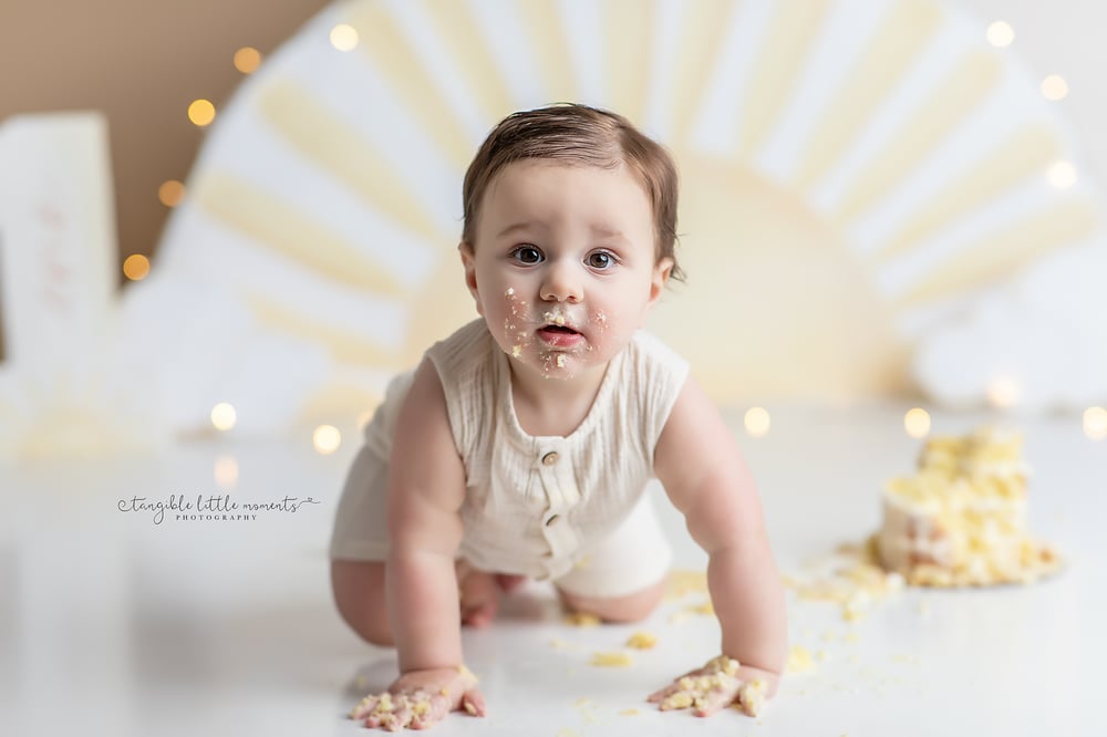 Image of BF Complimentary Cake for Cake Smash