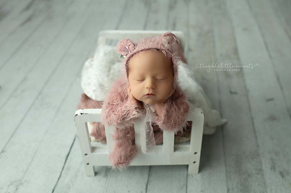 Image of BF 10% off a 2026 Luxe Newborn Session