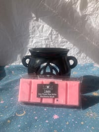 Image 2 of Libra Wax Melt