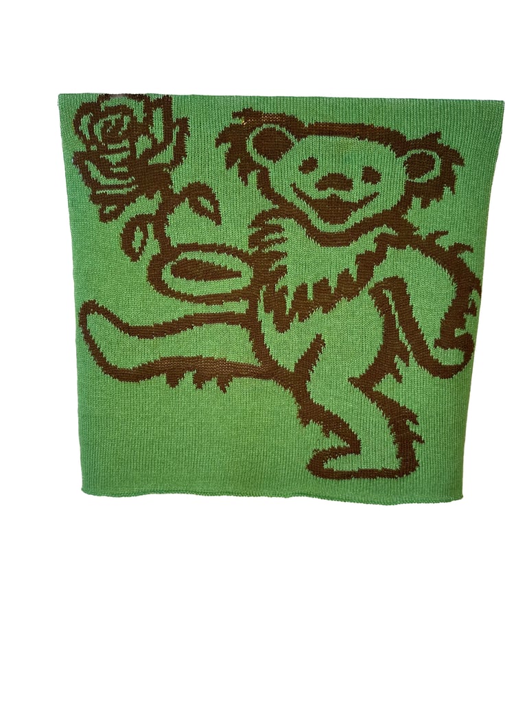 Bear With Rose Image 2