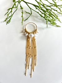 White South Sea + Tahitian keshi chain one sided hoop