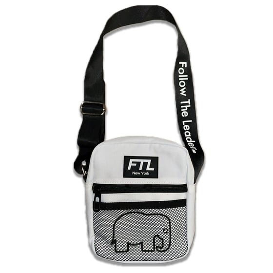 Image of Shoulder Bag (White)