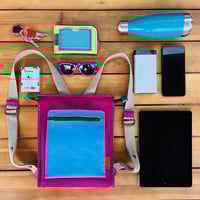 Image 7 of Mochila violeta y azul