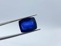CERTIFIED - 9.5ct Sapphire - Classic Cushion Cut - Lab Grown