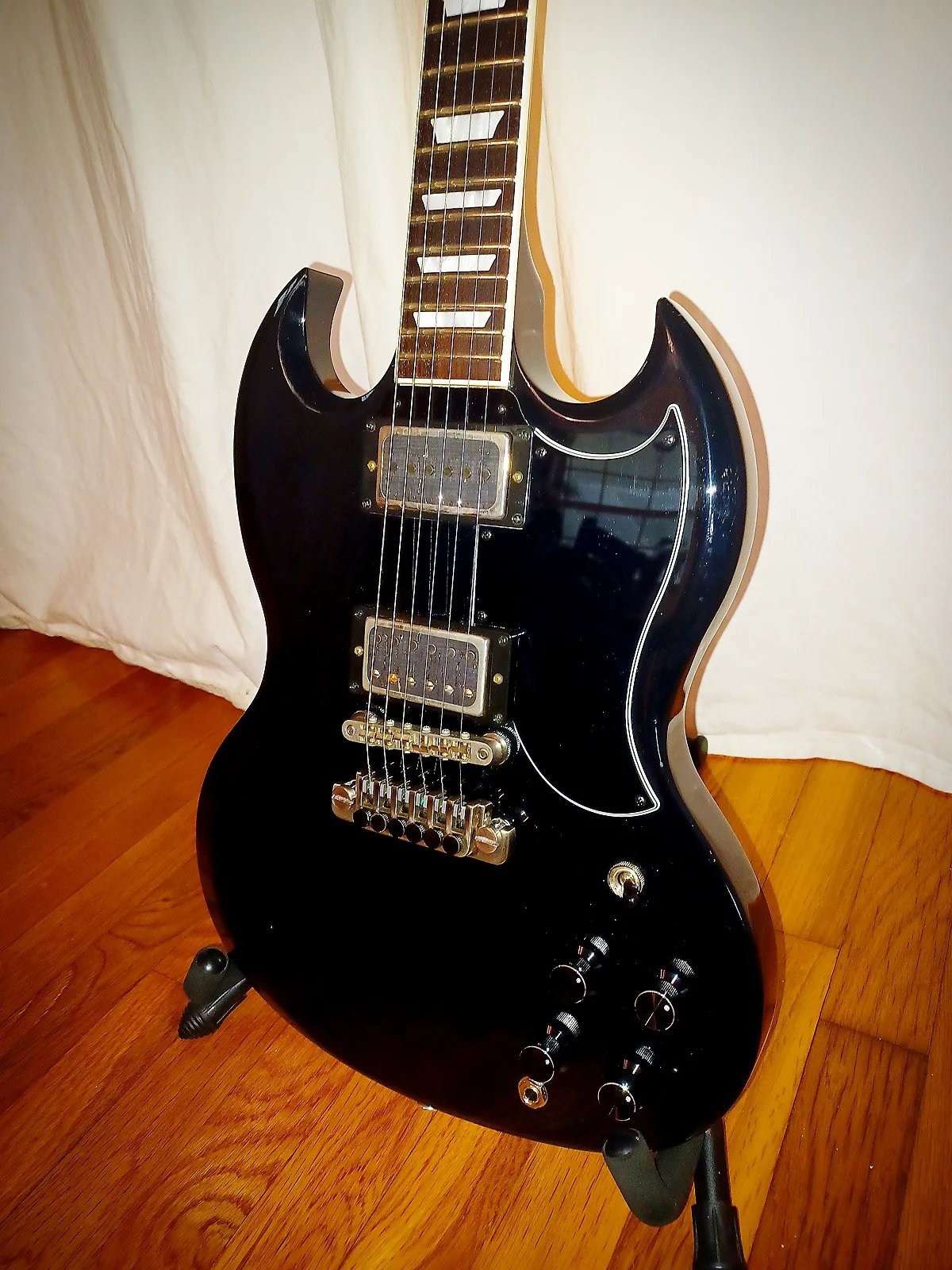 GIBSON SG '61 STANDARD | BARBARIAN ELECTRONICS