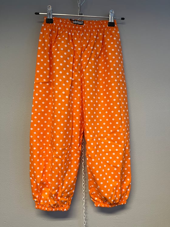 Image of Pludderbukser i orange (4-5 år)