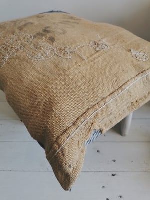 Image of Coussin reprisé {C50-10.5}