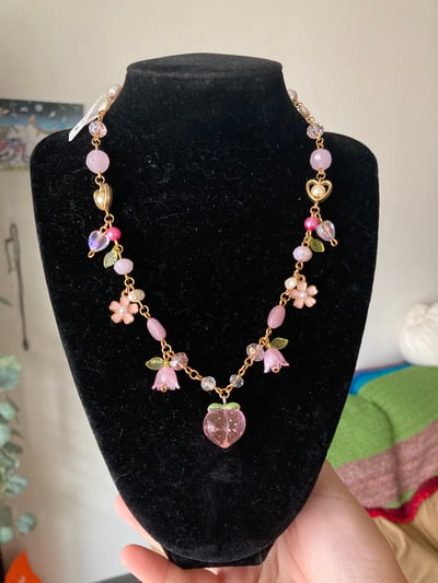 Image of  Peaches n' Cream Jewelry Set